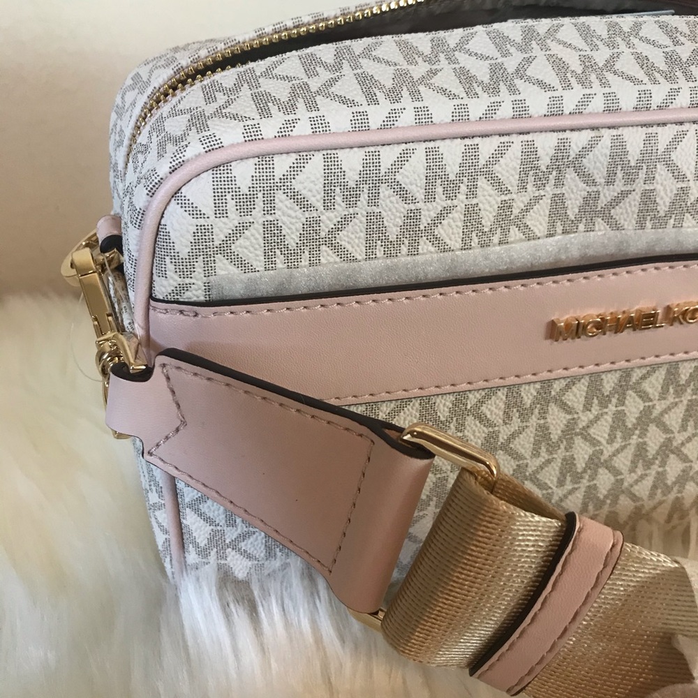 Michael Kors Kenly Large Logo Crossbody Bag Powder Blush - Picture 4 of 6
